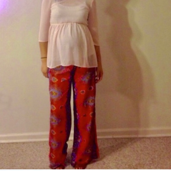 Coral Paisley Print Wide Leg Pants - Picture 3 of 4